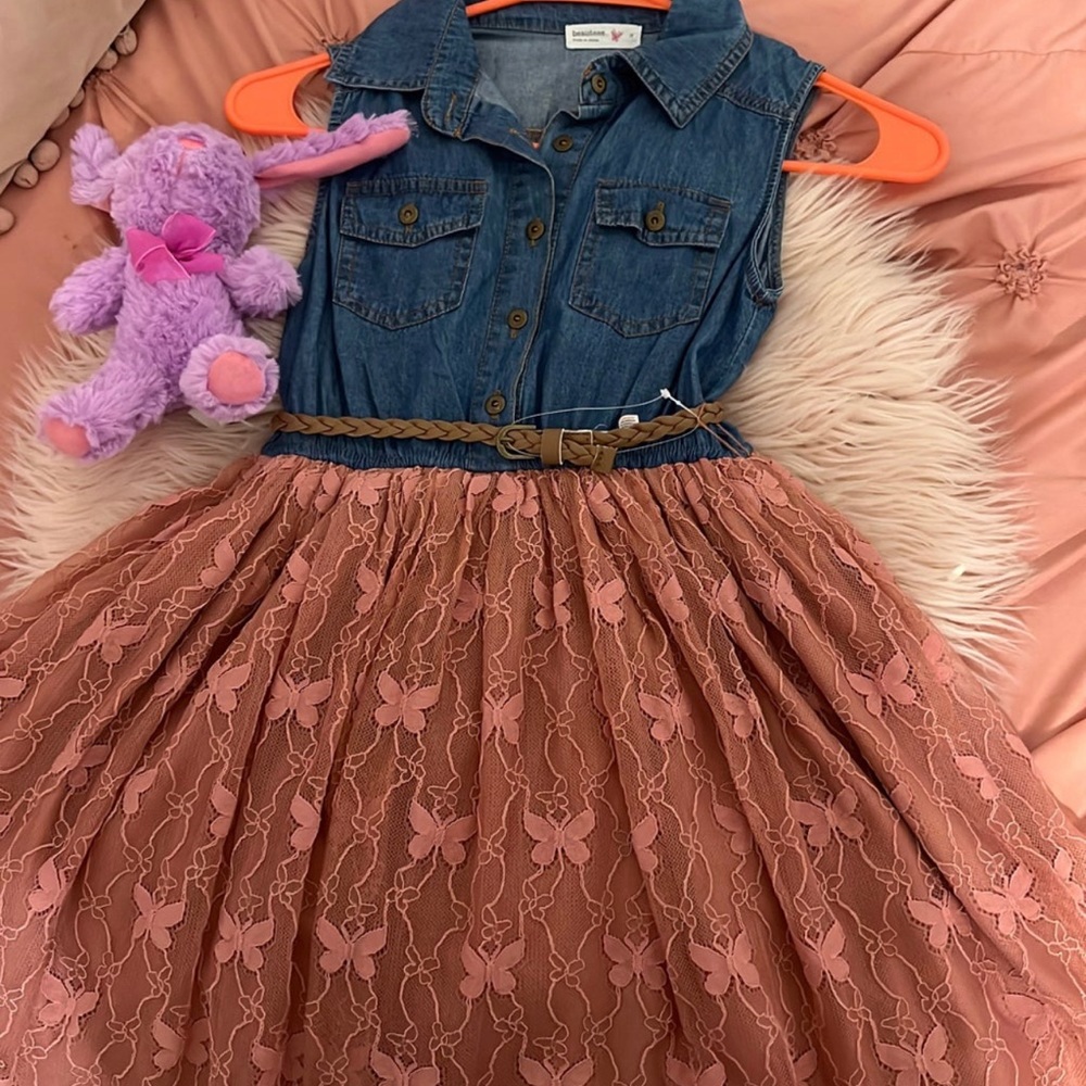 Girl never worn dress